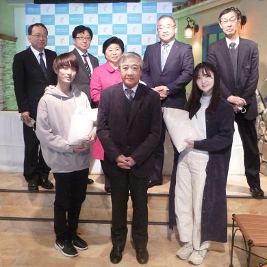 今川屋米贈呈